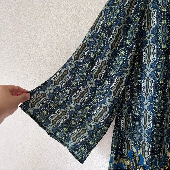 Ashley Stewart black & blue geometric design tunic Sz 14/16 - Picture 5 of 7